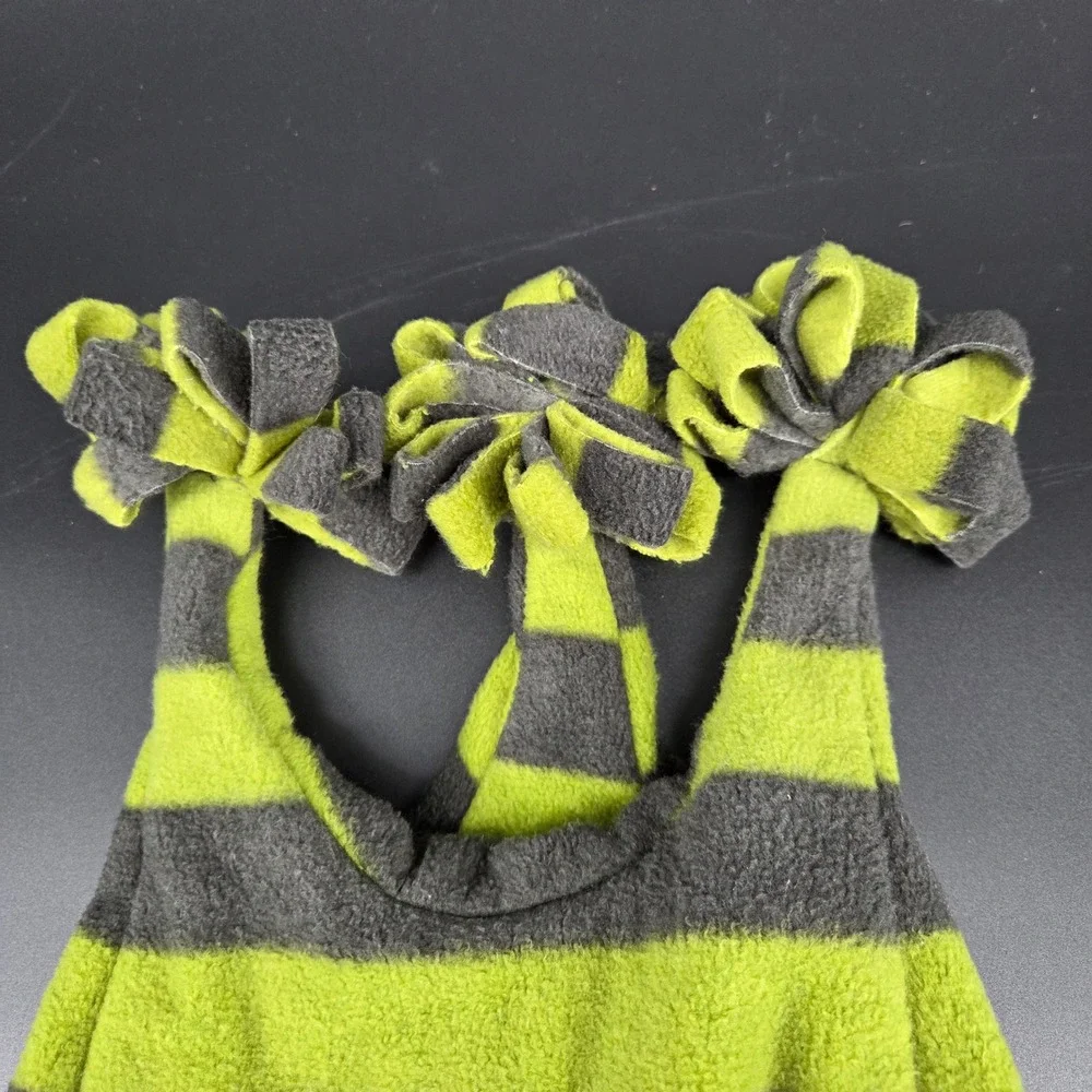 Gymboree 4T-5T Fleece Hat Green Gray Stripe Penguin Applique Winter Kids